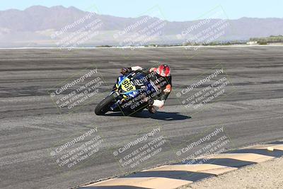 media/Jan-16-2026-CVMA Friday Practice (Fri) [[6f2bf47531]]/5-Racer 4-Trackday1/Session 2 (Bowl)/